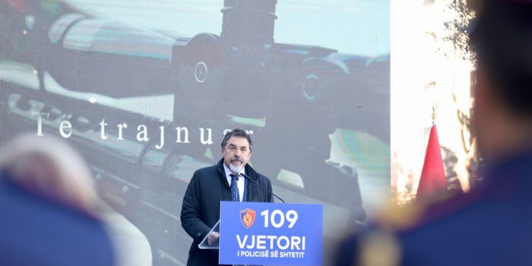 109 vjet Policia e Shtetit, Çuçi: Keni krijuar standard të lartë autonomie dhe profesionalizmi. E dëshmuat edhe në menaxhimin e ngjarjes së fundit, që ishte një situatë e pangjashme në botën e qytetëruar