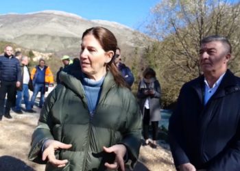 ‘Syri i Kaltër’ javën e ardhshme bëhet Park Kombëtar, do ndalohen zhytjet! Kumbaro: Do të zgjerohet 290 ha, burim ekonomie të gjelbër