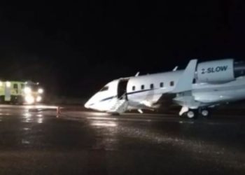 Aksident ajror në Greqi, avioni rrëzohet në pistën e aeroportit