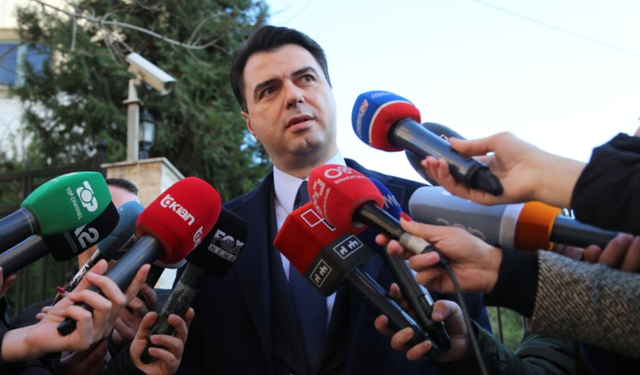 Lulzim Basha: Unë po sakrifikohem, duke qëndruar në krye të PD! Ky nuk është privilegj, e bëj për demokratët