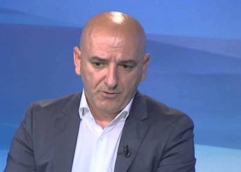 Roland Bejko: Pas 8 janarit, demokratët janë larguar më shumë nga Berisha, i çoi të mbysin njëri-tjetrin