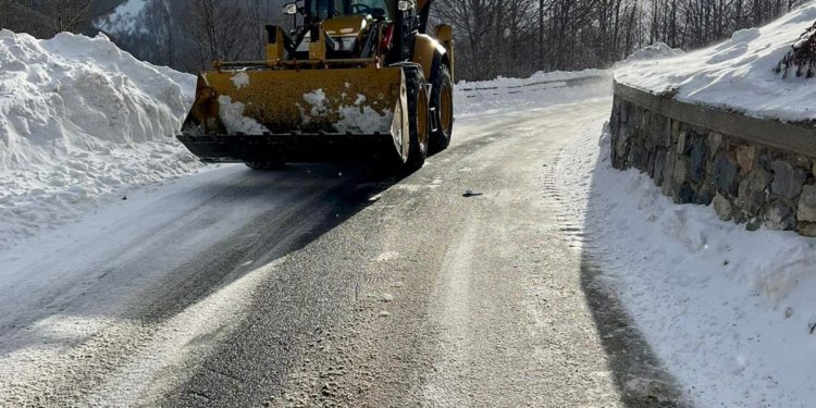 Rikthehen reshtjet e dëborës, ARRSH apel qytetarëve: Bëni kujdes në lëvizje
