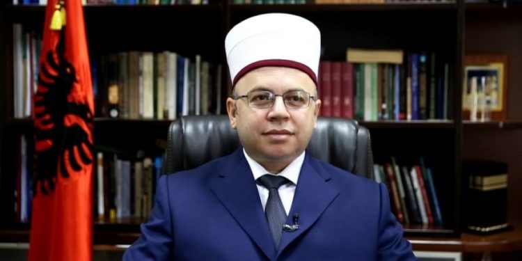 Reagon ashpër kreu i KMSH: Turp për protokollin e shtetit shqiptar, që Komuniteti Mysliman u shmang nga Erdogan