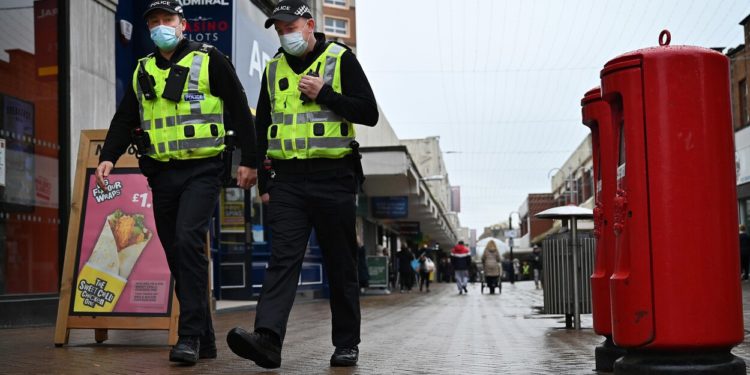 Ky shtet europian vendosi t’i heqë të gjitha masat kufizuese kundër Covid
