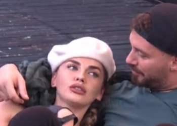 Donaldi humb qetësinë, e quan Beatrixën plesht acarues