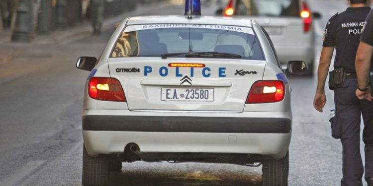 E joshi dhe e çoi në hotel, dëshmia e nënës në Athinë: Si e gjeta vajzën me shqiptarin përmes Instagramit