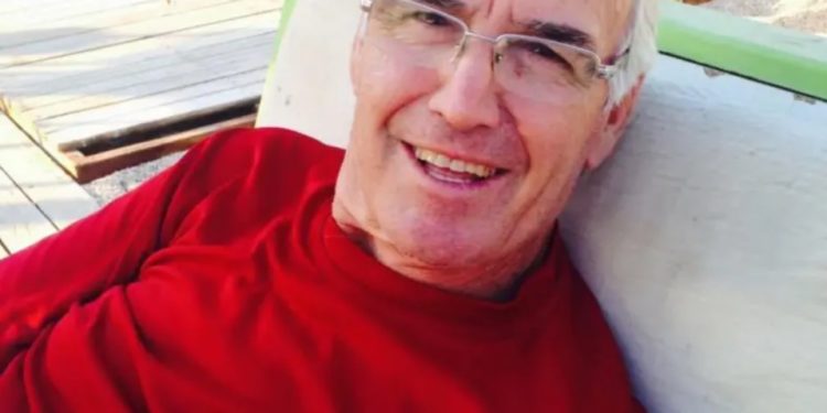 Legjenda e parodistëve të Vlorës feston sot 72 vjetorin e lindjes (FOTO)