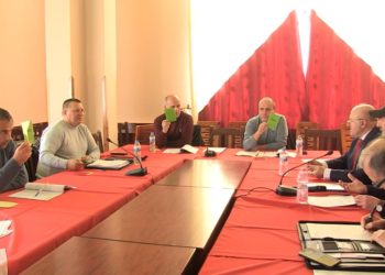 “Kinezëritë” me zgjedhjet e futbollit në Gjirokastër, KF Luftëtari nën sekuestro me vendim gjykate, çon ish-kryetarin e PD-së në Asamblenë e FSHF-së