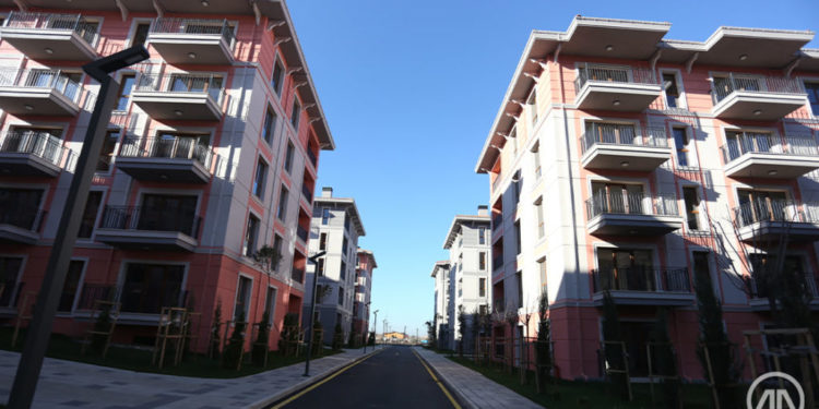 522 apartamente të reja, brenda lagjes “Erdogan” në Laç (FOTO)