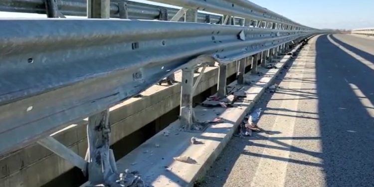 Aksidenti me vdekje në rrugën Levan-Vlorë, pamje nga vendi ku humbi jetën 53-vjeçari (VIDEO)