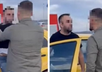 Dalin pamjet, shqiptari dhe serbi përleshen me grushta në kufi (VIDEO)