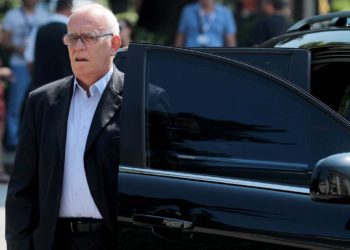 Baba Taku hap “çantën e zezë”: Nesër para PD-së mund të vritet një deputet, ja inicialet e tij