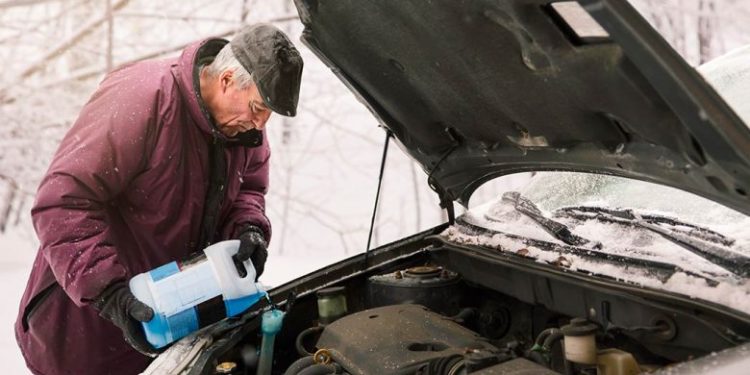 I ftohti acar në Shqipëri/ Ja 9 veprimet që duhet të bëni para se të dilni me makinë