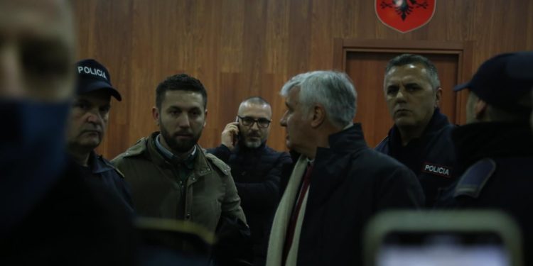 Saimir Tahiri bën reagimin e parë: Ju dua shumë, kjo është thjesht padrejtësi!