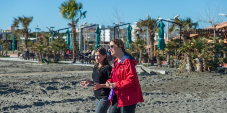 Kumbaro: Do t’i kërkoni qeset plastike për të blerë diçka, por s’keni për t’i gjetur pas datës 1 qershor