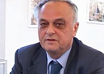 Ndërron jetë shkrimtari i njohur nga Përmeti