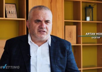 Artan Hoxha flet për “bosin” shqiptar në qeli: I çuan 4 psikologe në burg, 2 ngelën shtatzënë
