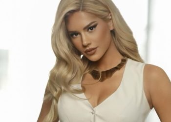 Prezantuesja e Top Channel në zi, nëna e saj përcillet sot në banesën e fundit