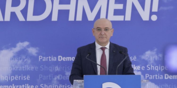 Roland Bejko: Me iniciativë të PD, fillon rishikimi i reformës territoriale! Do nisim konsultimet me ekspertët më të mirë! Bashkitë do t’i kthejmë në shërbim të qytetarëve