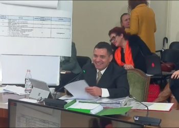 “Aman me këto pasthirrmat në mes të natës”/ Plas e qeshura në dëshminë e Ahmetajt