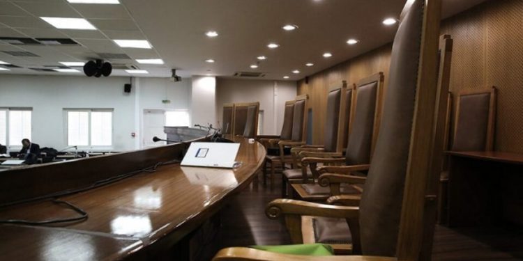 Goditi gruan 7 herë me thikë, dënohet me burgim të përjetshëm shqiptari në Greqi