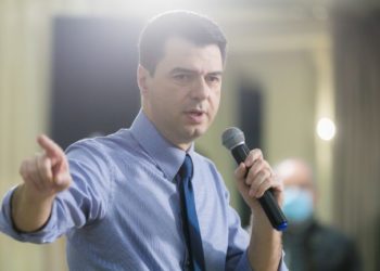 Basha: Korrupsioni dhe kanabizimi, veprat e vërteta të Ramës