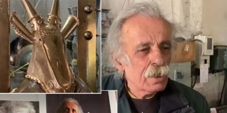 Njihuni me Albert Ajnshtajnin e Vlorës, duararti që zbukuron hekurin (VIDEO)