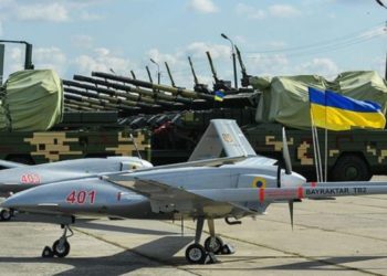 Droni turk u bën gjëmën rusëve, tanket “thahen” për naftë