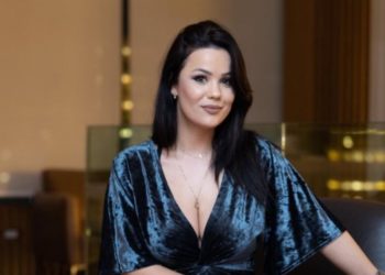 “Bukuria jote, gjithmonë më jep ndjenjë kënaqësie”, Spartak Ngjela komenton gazetaren e TCH (FOTO)