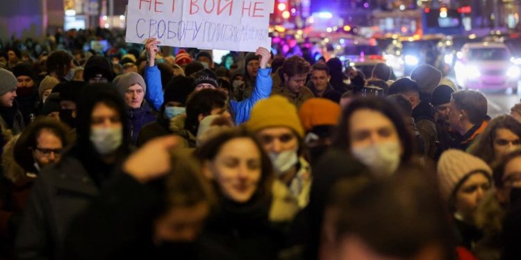 Pushtimi i Ukrainës, protestë kundër Putin në Moskë