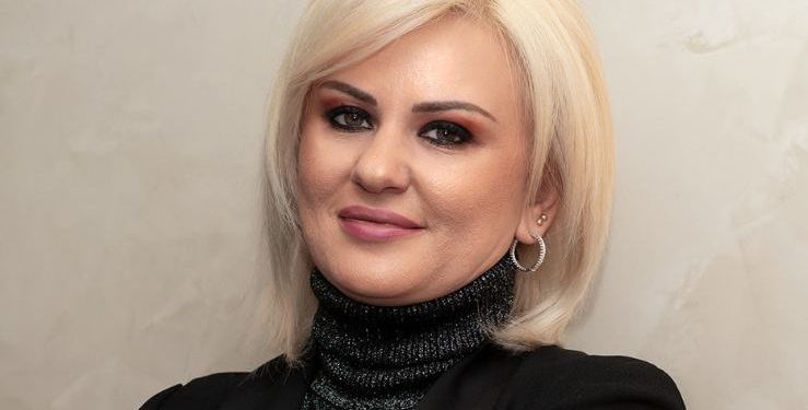 Arrestohet noterja e njohur në Tiranë