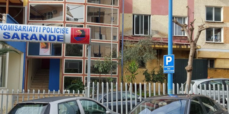 Nisin hetimet, 33-vjeçarja në Sarandë denoncon një burrë: Më ngacmoi seksualisht!