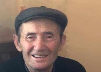 Vangje Tavo njofton ndarjen nga jeta të babait të tij: Llambi do mbetet i paharruar për familjen tonë!