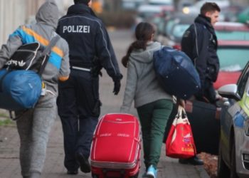 Gjermania gati planin për kthimin masiv të emigrantëve: Shqiptarët kryesojnë krah sirianëve