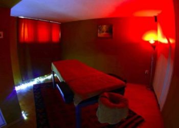 Konkurrenti i “Përputhen”, pronari i “çerdhes” së prostitucionit në Tiranë