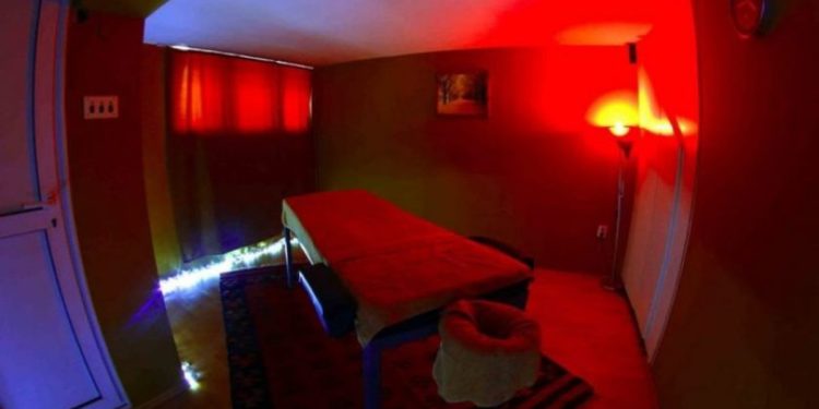 Konkurrenti i “Përputhen”, pronari i “çerdhes” së prostitucionit në Tiranë