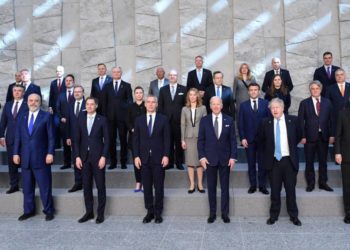 Nis samiti i NATO-s, Rama shfaqet në rreshtin e parë pranë Biden, Johnson dhe Erdogan (FOTO)