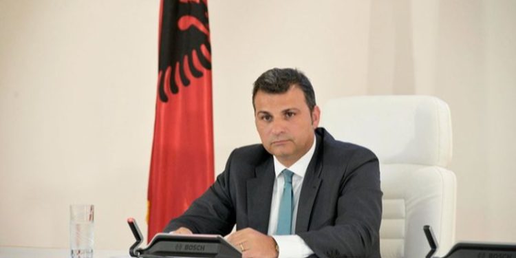 “Shtrëngoni rripin”, guvernatori i Bankës së Shqipërisë: Kriza e çmimeve do të vijojë edhe përgjatë vitit 2023