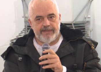 Rama: Deri në fund të mandatit nuk do të ketë pagë nën 400 mijë lekë!