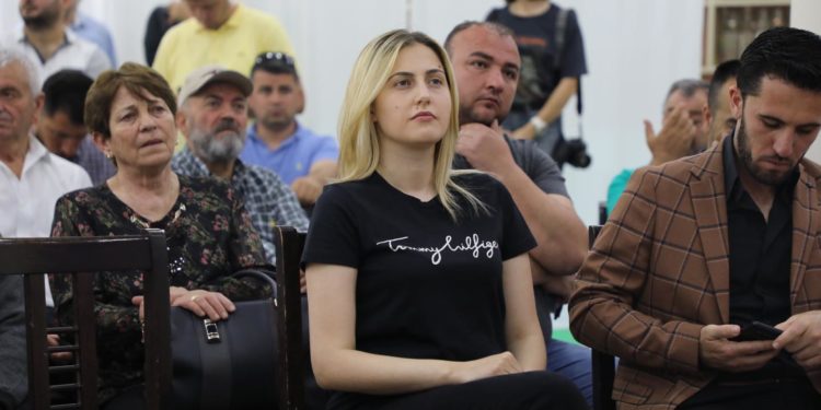 Edhe deputetja e Sarandës braktis Bashën: Jep dorëheqjen nga drejtimi i PD-së