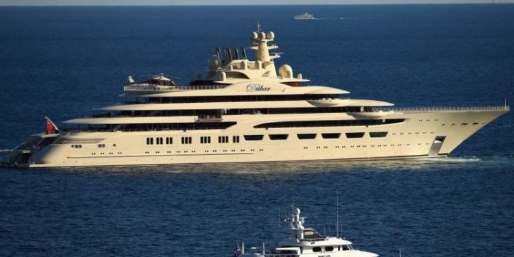 Reuters: Jahti 600 mln USD i oligarkut rus Roman Abramoviçit mbërrin në Shqipëri