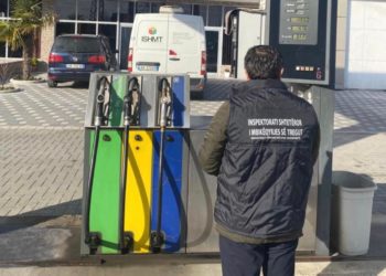 Thyen çmimin e Bordit, Rama: Janë kapur dy karburante