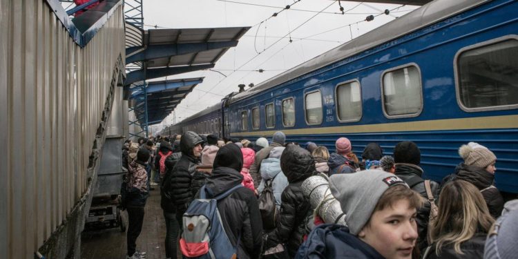 OKB: Të paktën 1 milion njerëz deri më tani janë larguar nga Ukraina