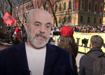 Rama: Protestat në Shqipëri i dëshiron Rusia