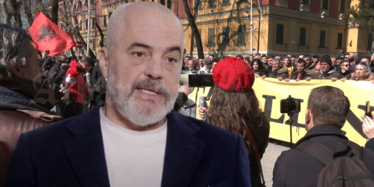 Rama: Protestat në Shqipëri i dëshiron Rusia