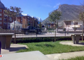 Ngacmoi një adoleshente, arrestohet 52-vjeçari nga Këlcyra