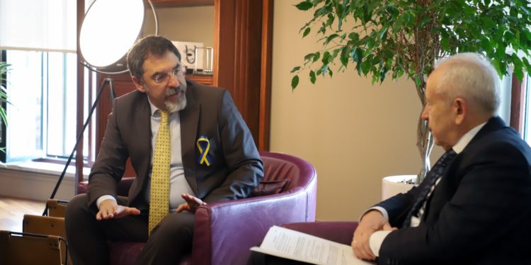 Çuçi pret ambasadorin e Ukrainës: Shqipëria shembull solidariteti, 351 shtetas ukrainas janë në vendin tonë dhe do të trajtohen me mbrojtje të përkohshme sipas rastit