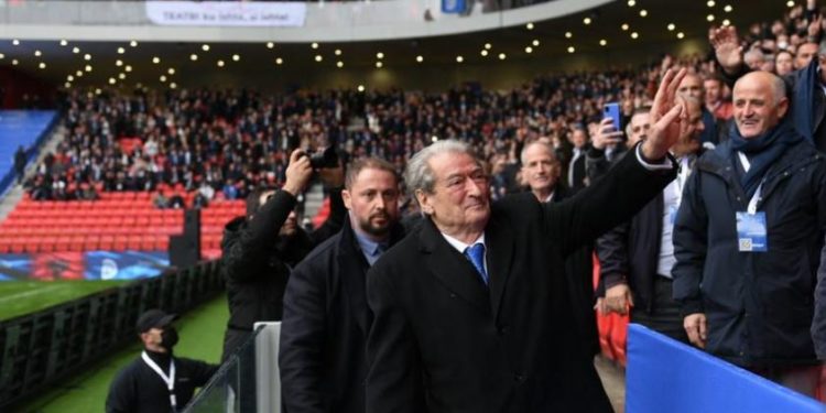 Gjykata e Tiranës regjistron statutin e Berishës të dalë nga Kuvendi i 11 dhjetorit