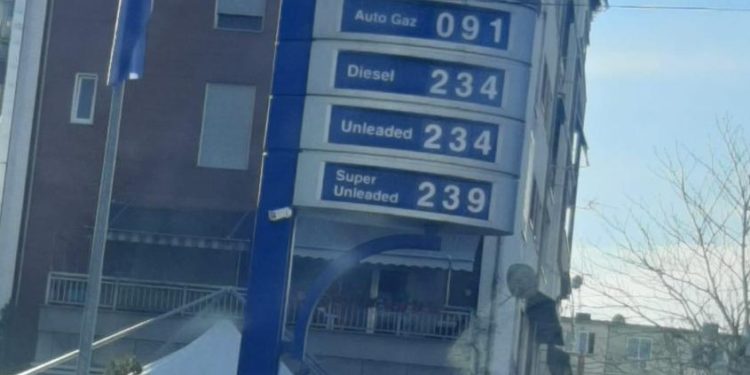 240 lekë litri, politika kyç gojën për çmimet stratosferike të naftës