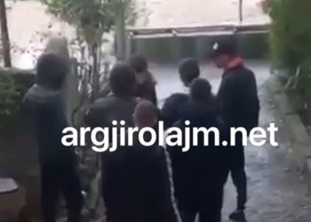 Grushta e shkelma në kokë, adoleshentët në Gjirokastër rrahin bashkëmoshatarin e tyre